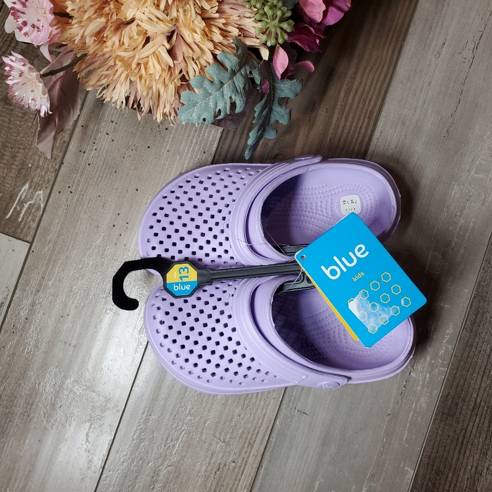 NWT Lavender Purple Slip-On Clog Sandals Girls 13